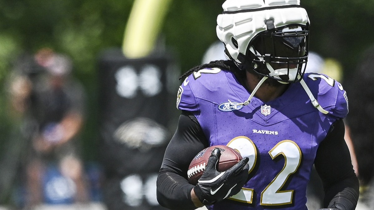 Baltimore Ravens running back Derrick Henry (22) runs with the ball during the afternoon session of training camp at the Under Armour Performance Center.