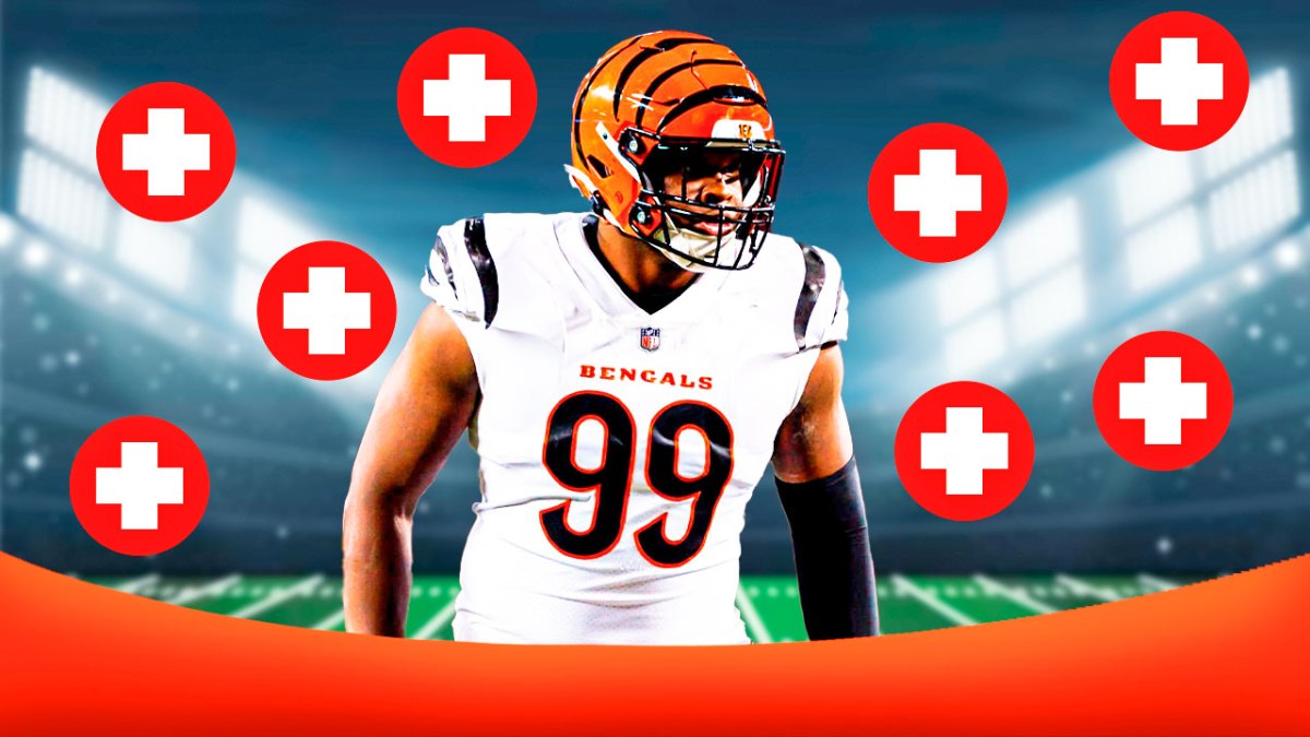 Cincinnati Bengals star Myles Murphy with injury signs around him.