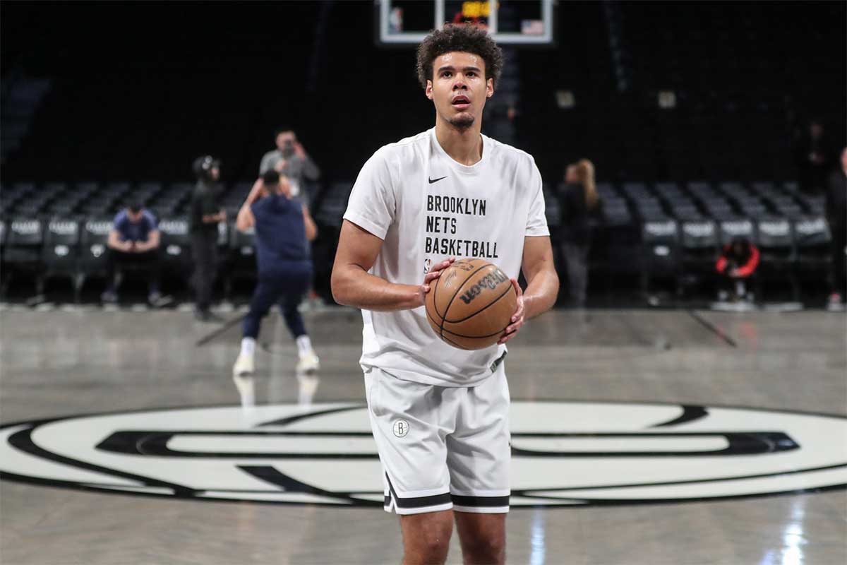 Brooklyn Nets forward Cameron Johnson (2) warms up prior to the game against the New Orleans Pelicans at Barclays Center.