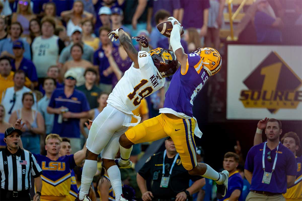 Deion Smith catches a pass in the endzone as The LSU Tigers take on Central Michigan Chippewas in Tiger Stadium. 