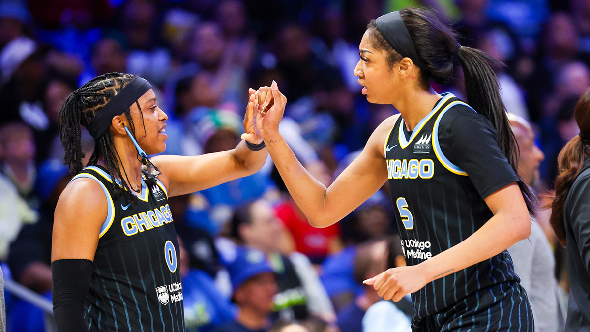 Diamond DeShields gets support from Sheryl Swoopes