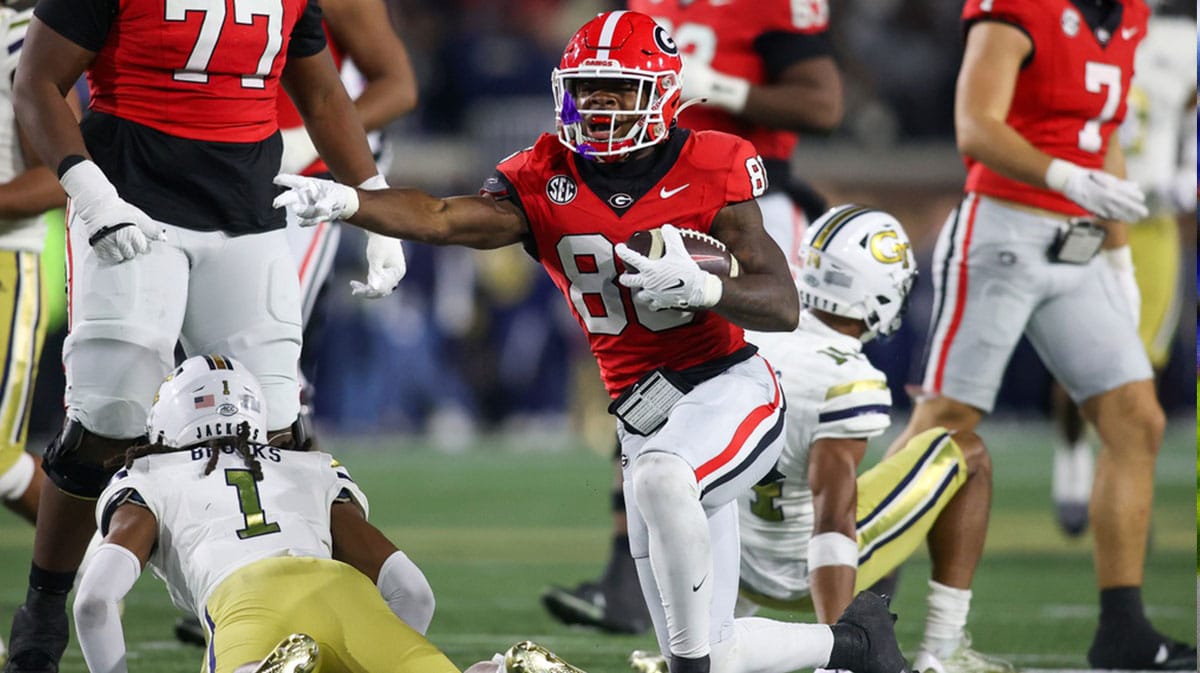 Georgia Bulldogs wide receiver Dillon Bell (86) reacts after a catch against the Georgia Tech Yellow Jackets in the second half at Bobby Dodd Stadium at Hyundai Field. 