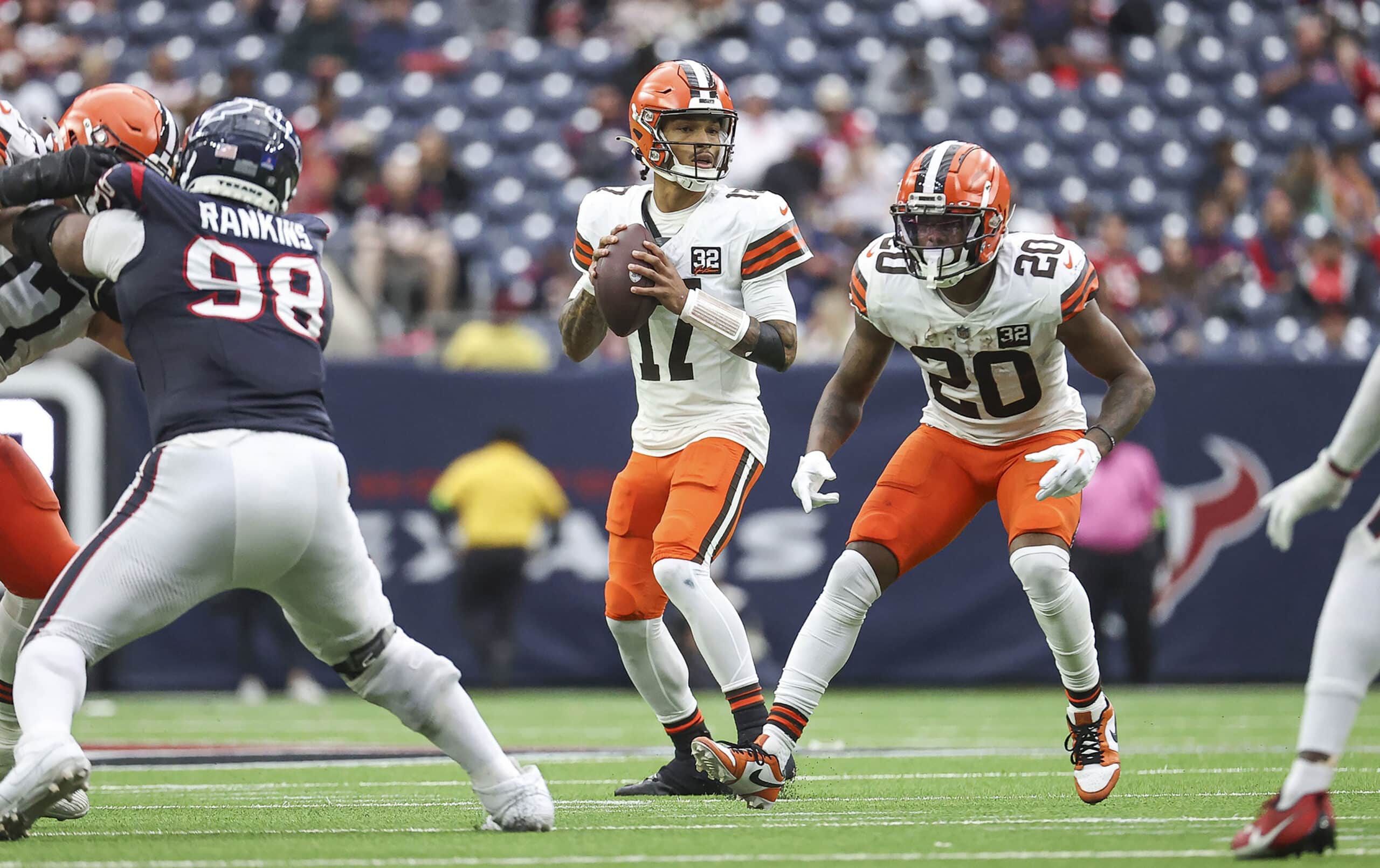 Cleveland Browns quarterback Dorian Thompson-Robinson (17) looks for an open receiver during the fourth quarter against the Houston Texans at NRG Stadium