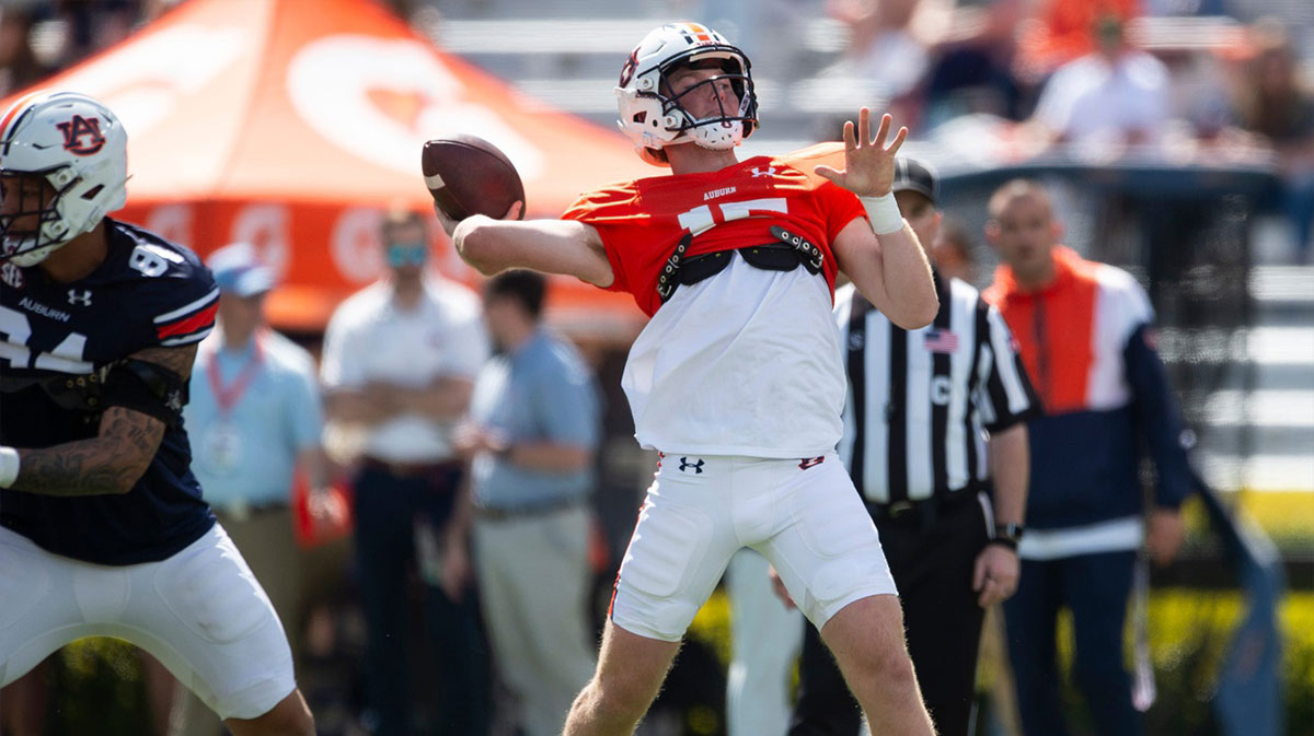 Auburn Tigers quarterback Hank Brown (15) throws the balll during the A-Day spring game at Jordan-Hare Stadium in Auburn, Ala., on Saturday, April 6, 2024.