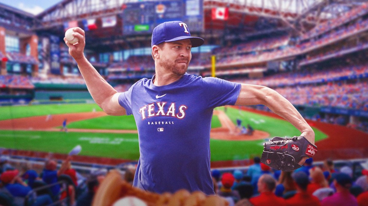 Jacob deGrom (Rangers) throwing a pitch. Globe Life Park (Texas) background.