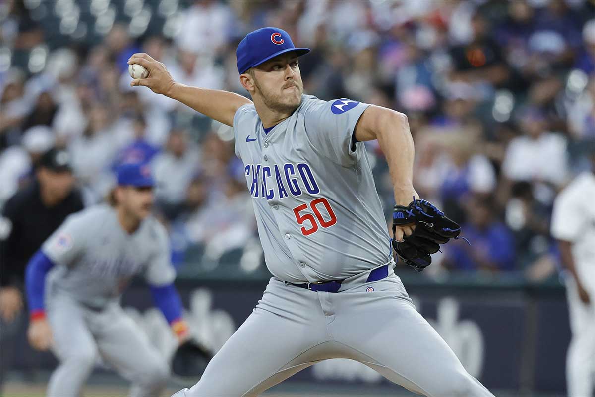 Chicago Cubs starting pitcher Jameson Taillon (50) delivers a pitch against the Chicago White Sox during the first inning at Guaranteed Rate Field. 