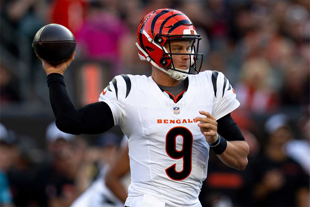 Cincinnati Bengals quarterback Joe Burrow (9) throws a completion in the first quarter of the NFL preseason game against the Tampa Bay Buccaneers at Paycor Stadium in Cincinnati 