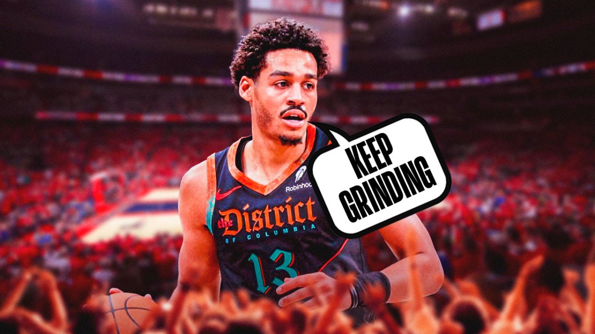 Jordan Poole with speech bubble saying "Keep grinding" to a group of fans