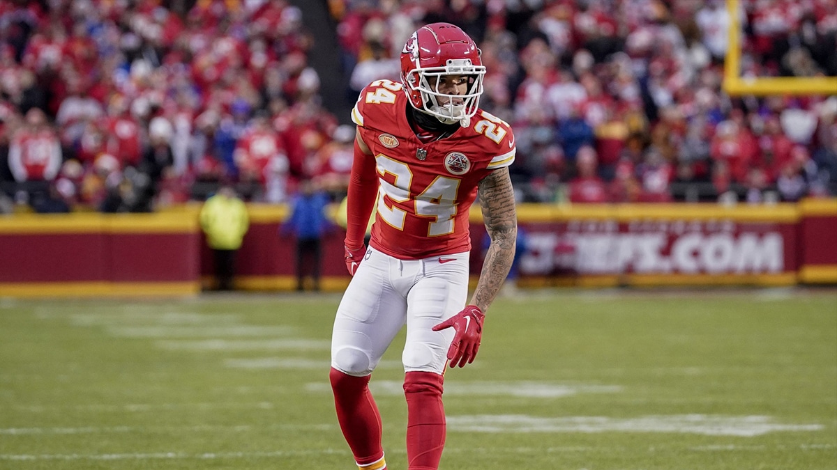 Kansas City Chiefs wide receiver Skyy Moore (24) at the line of scrimmage against the Buffalo Bills during the game at GEHA Field at Arrowhead Stadium. 