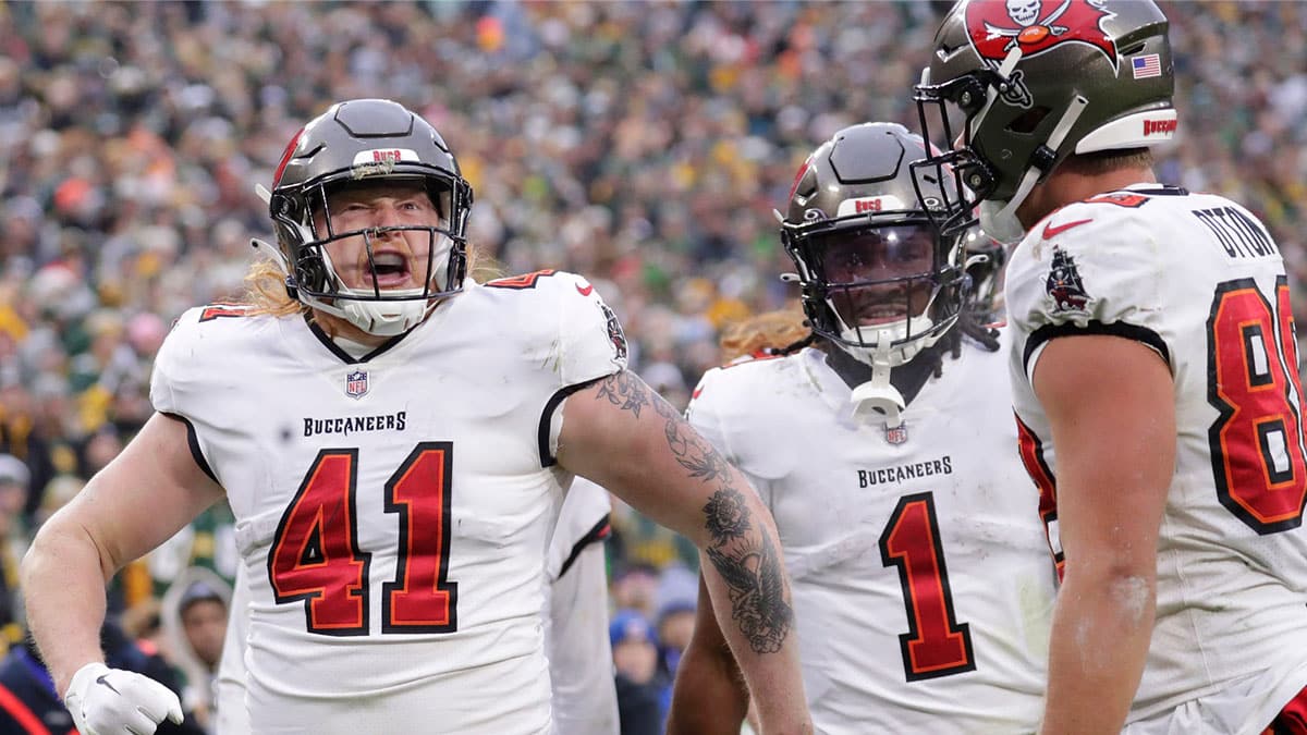Tampa Bay Buccaneers tight end Ko Kieft (41) celebrates scoring a touchdown againsst the Green Bay Packers in the third quarter during their football game