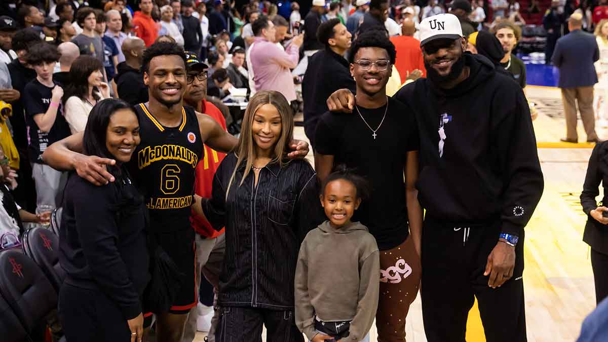 Bronny James (6) poses for a family photo with grandmother Gloria Marie James, mother Savannah James , brother Bryce Maximus James, sister Zhuri Nova James and father LeBron James