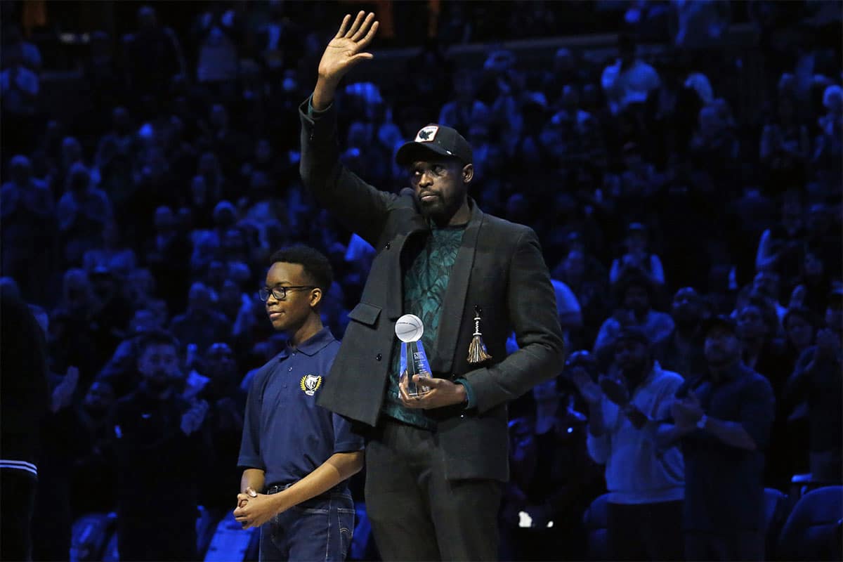 Former NBA player Luol Deng receives the Sports Legacy Award prior to the game between the Phoenix Suns and the Memphis Grizzlies at FedExForum.