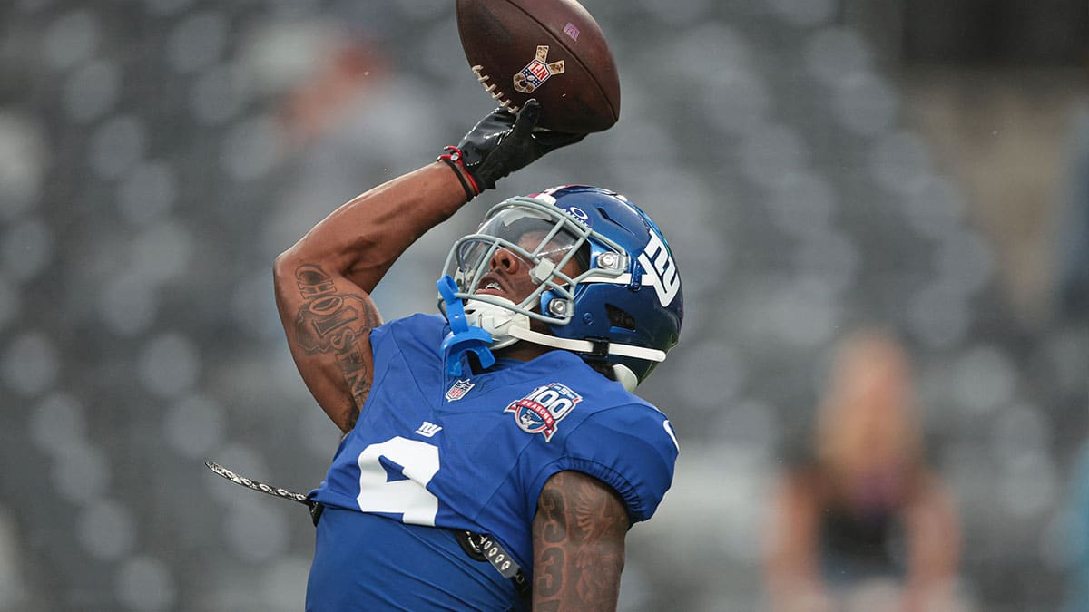 New York Giants wide receiver Malik Nabers (9) makes a catch during warm ups before the game against the Detroit Lions at MetLife Stadium. 