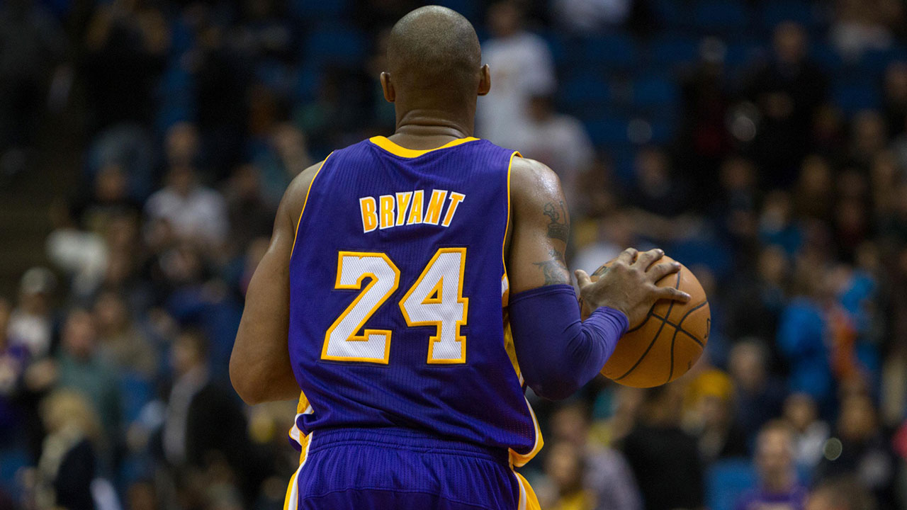 Los Angeles Lakers guard Kobe Bryant (24) against the Minnesota Timberwolves at the Target Center. The Lakers defeated the Timberwolves 111-100.