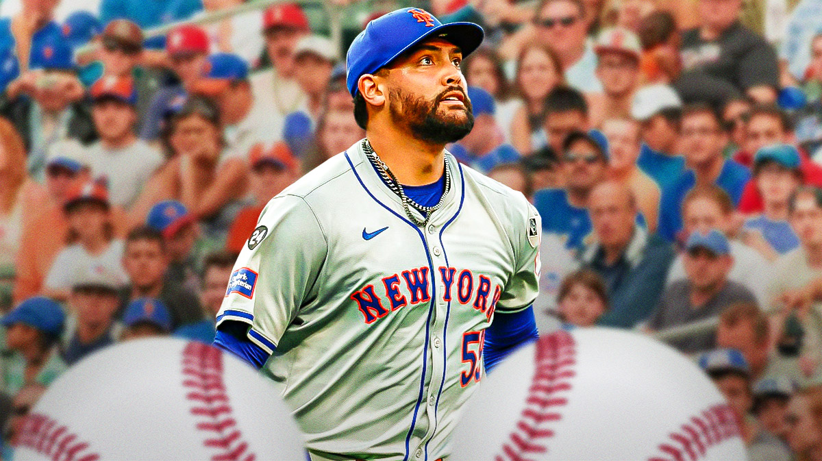Photo: Sean Manaea looking serious in Mets jersey, stressed out Mets fans behind him