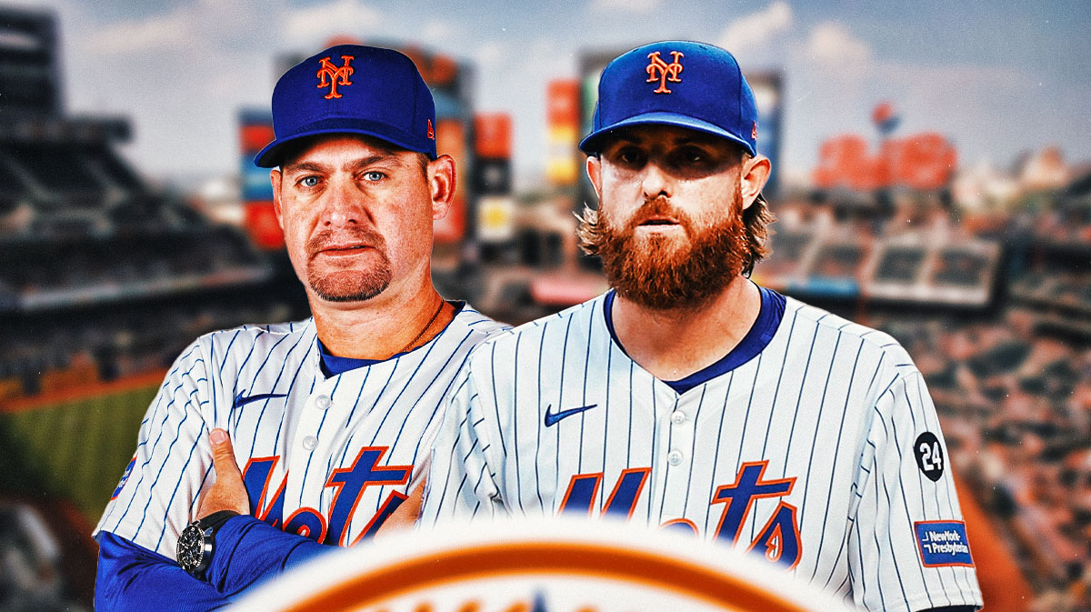 New York Mets manager Carlos Mendonza next to Mets pitcher Paul Blackburn