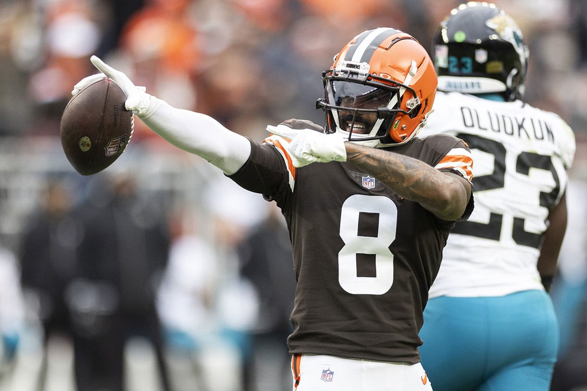 Cleveland Browns wide receiver Elijah Moore (8) celebrates his first down run against the Jacksonville Jaguars during the second quarter at Cleveland Browns Stadium.