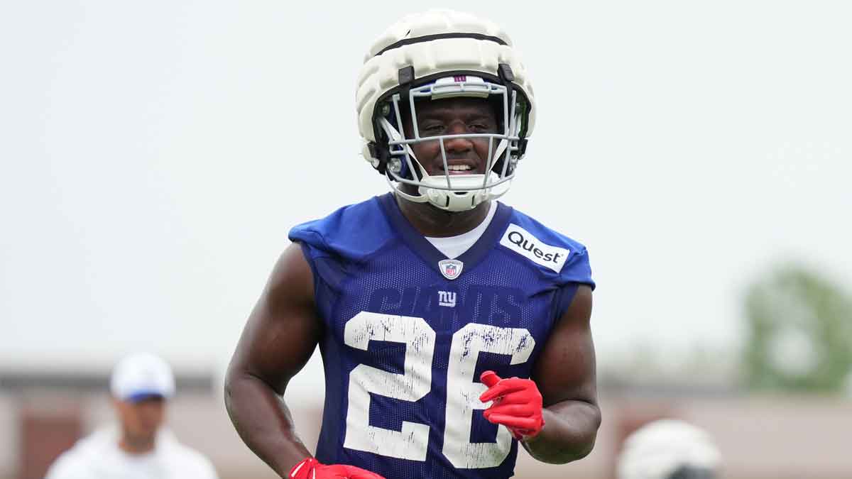 Jul 25, 2024; East Rutherford, NY, USA; New York Giants running back Devin Singletary (26) participates in a drill during training camp at Quest Diagnostics Training Center. Mandatory Credit: Lucas Boland-USA TODAY Sports