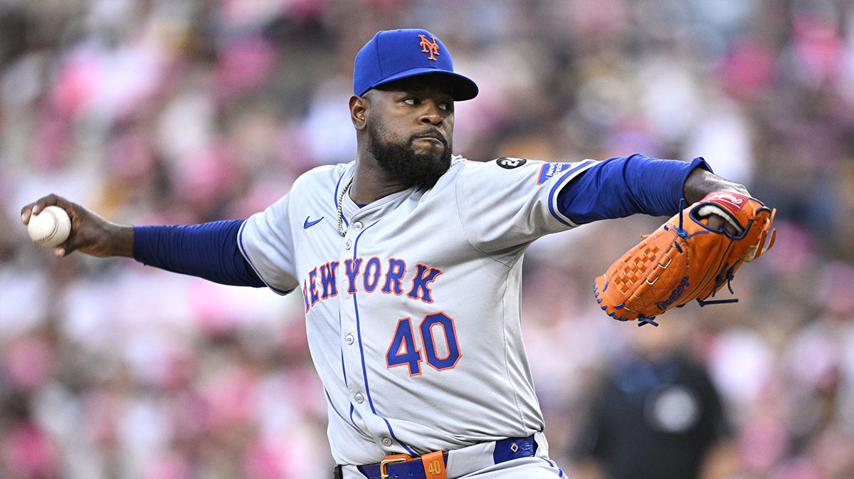 New York Mets starting pitcher Luis Severino (40) pitches against the San Diego Padres during the first inning at Petco Park.