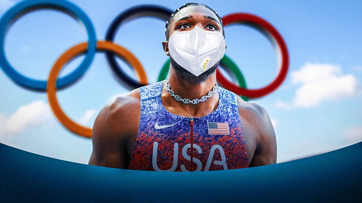 Noah Lyles wearing COVID mask