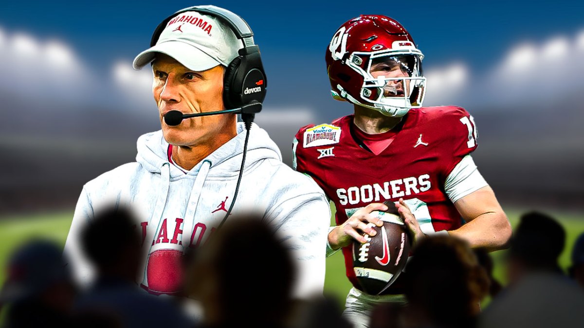 Oklahoma football's Brent Venables and Jackson Arnold.