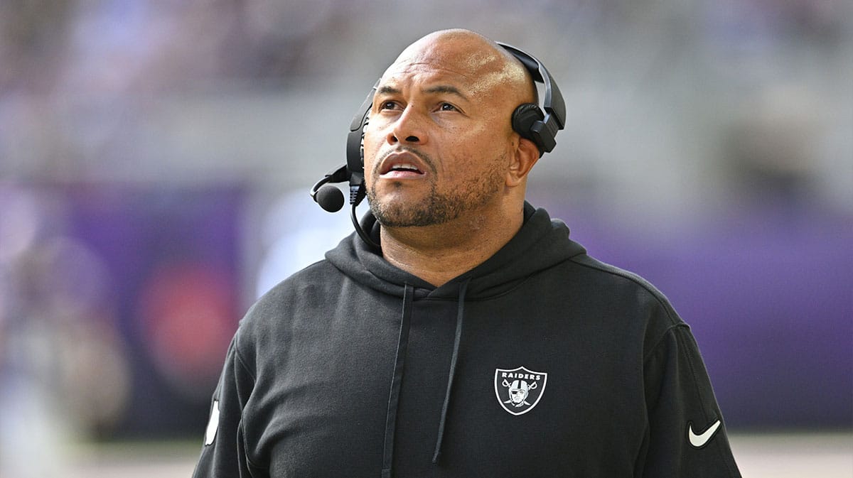 Las Vegas Raiders head coach Antonio Pierce looks on during the second quarter against the Minnesota Vikings at U.S. Bank Stadium.