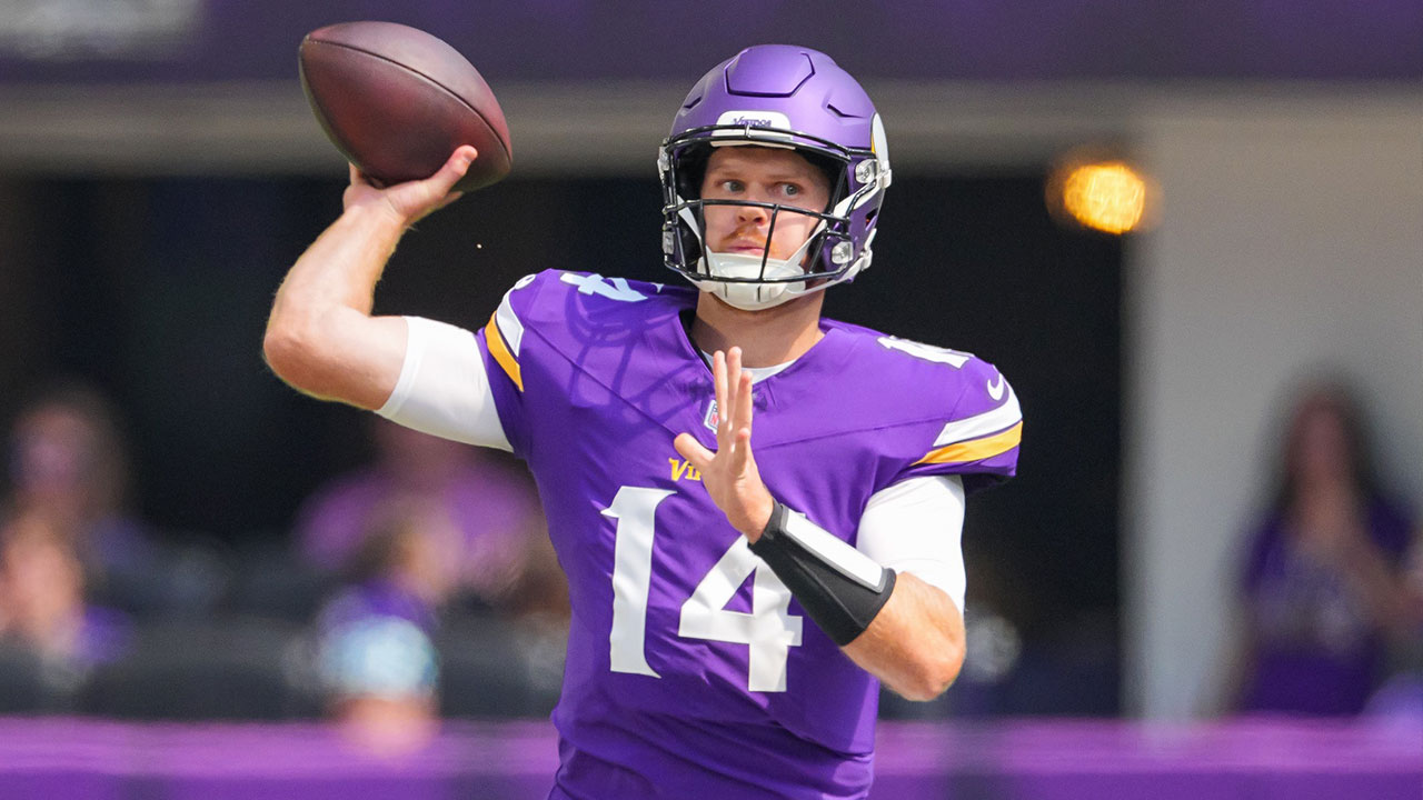     Minnesota Vikings quarterback Sam Darnold (14) passes in the first quarter at US Bank Stadium against the Las Vegas Raiders.