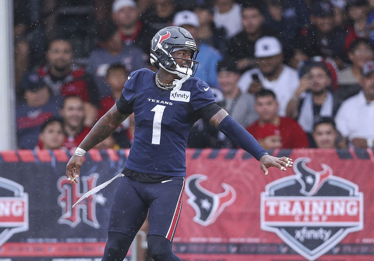 Houston Texans wide receiver Stefon Diggs (1) during training camp at Houston Methodist Training Center.