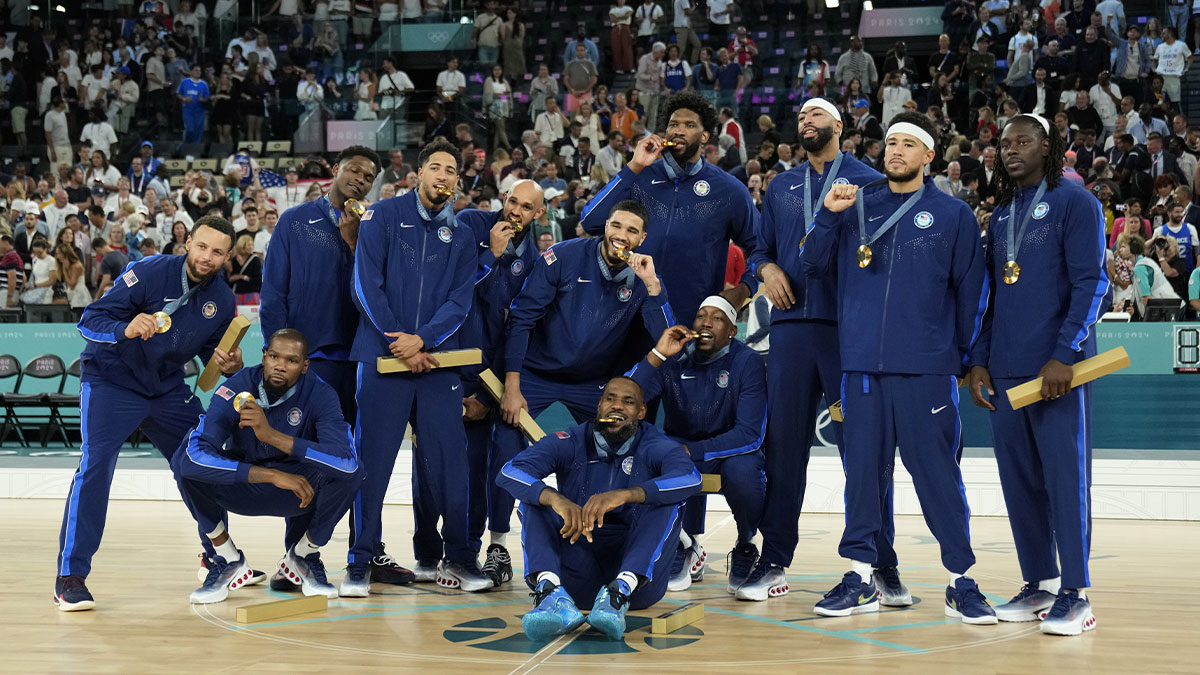 Team USA celebrates with the gold medal 