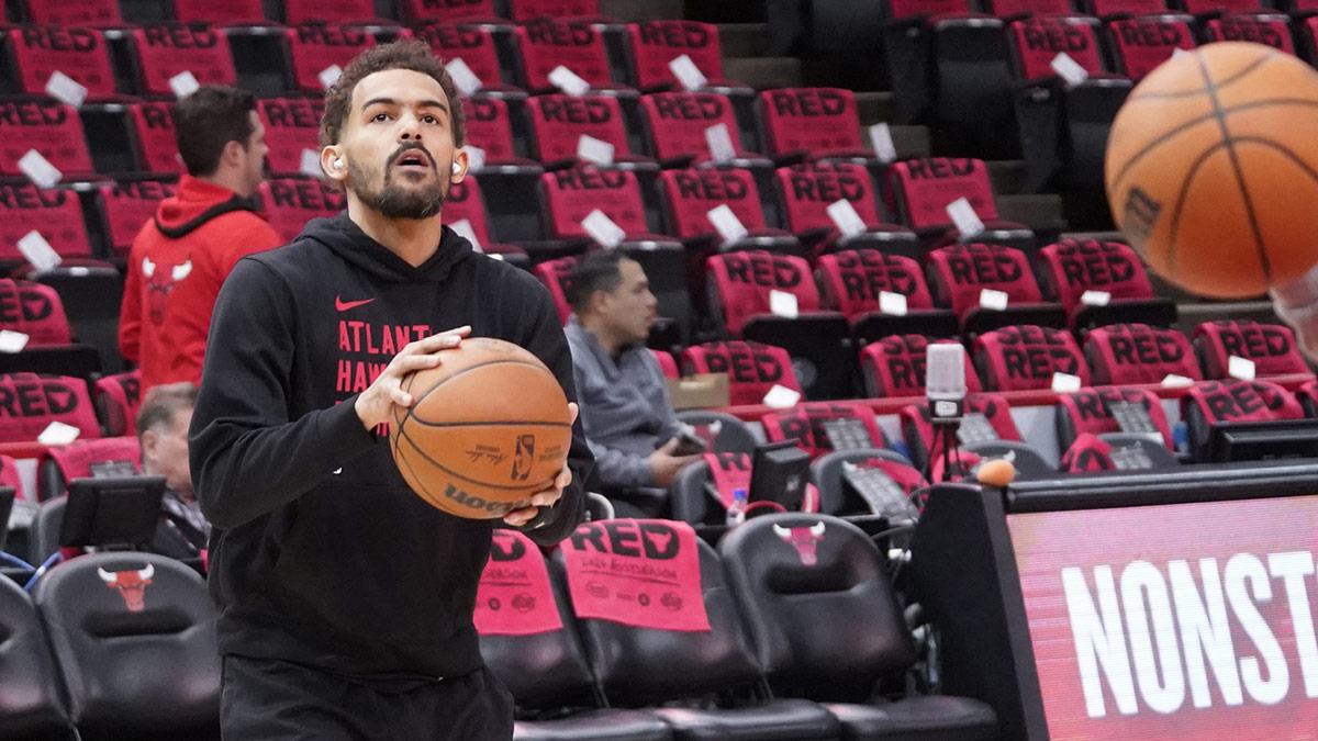 Atlanta Hawks guard Trae Young (11) warms up before a play-in game of the 2024 NBA playoffs against the Chicago Bulls at United Center.