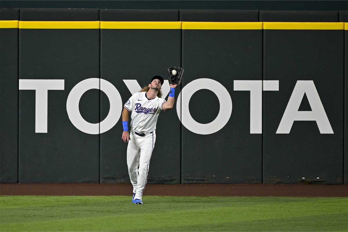 Rangers' Travis Jankowski turns down special offer after Catch of the Year  vs. White Sox