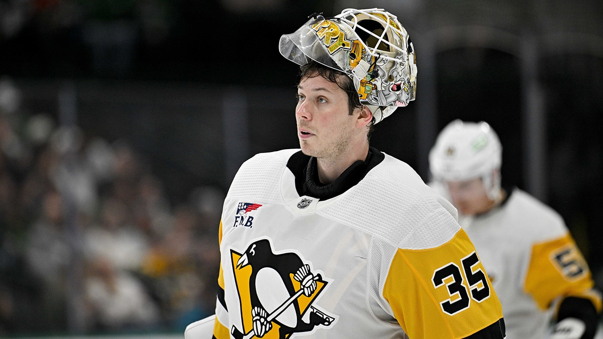 Pittsburgh Penguins goaltender Tristan Jarry (35) skates back to the crease during the second period against the Dallas Stars at the American Airlines Center.