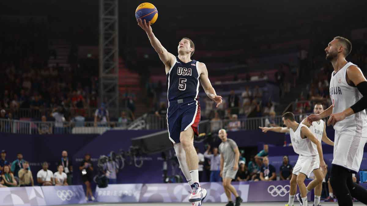 Jul 30, 2024; Paris, France; United States player Jimmer Fredette (5) shoots against Serbia in the men’s pool basketball 3x3 game during the Paris 2024 Olympic Summer Games at La Concorde 1. Mandatory Credit: Yukihito Taguchi-USA TODAY Sports