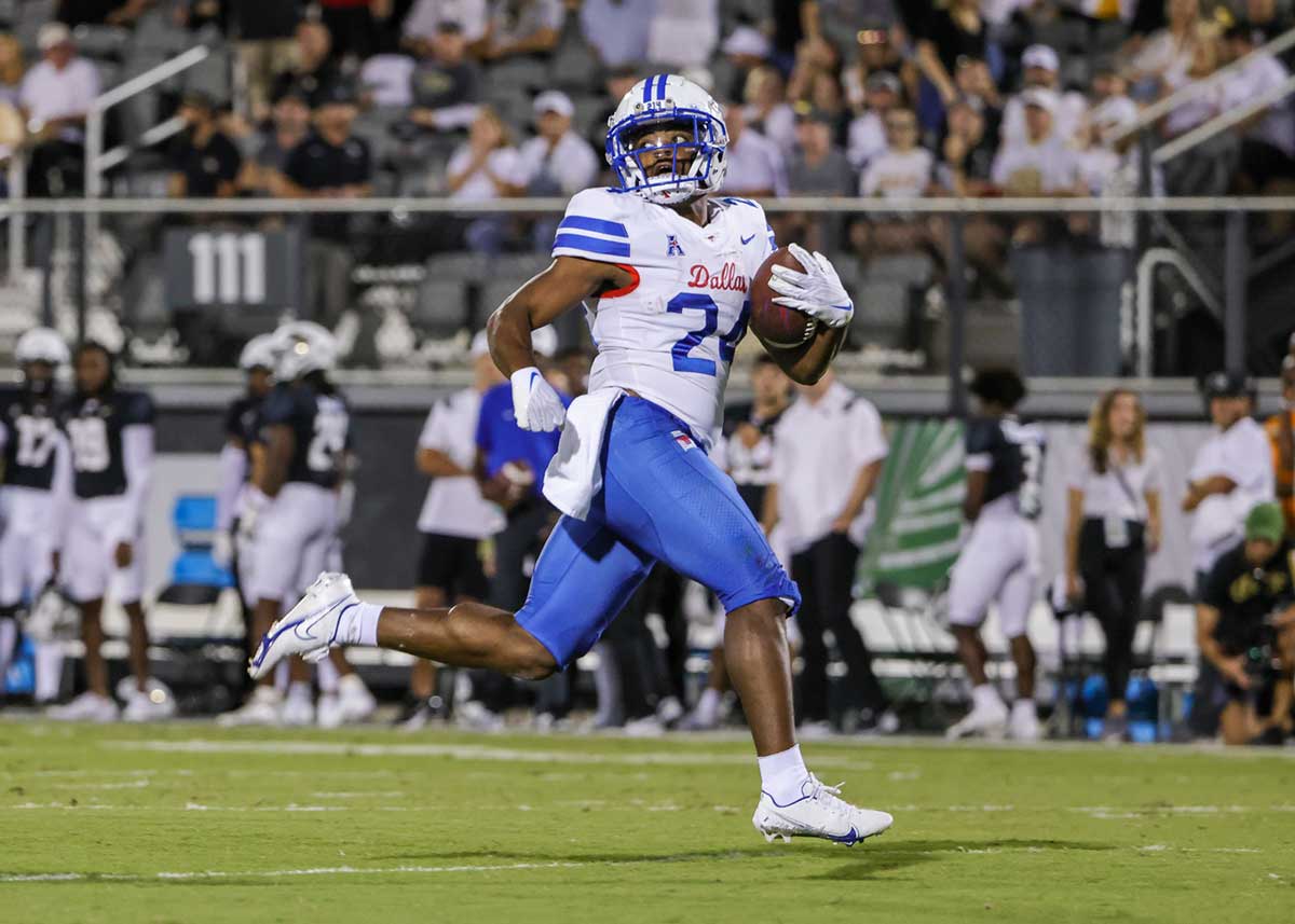 Southern Methodist Mustangs running back Velton Gardner (24) scores a touchdown during the first quarter against the UCF Knights at FBC Mortgage Stadium.