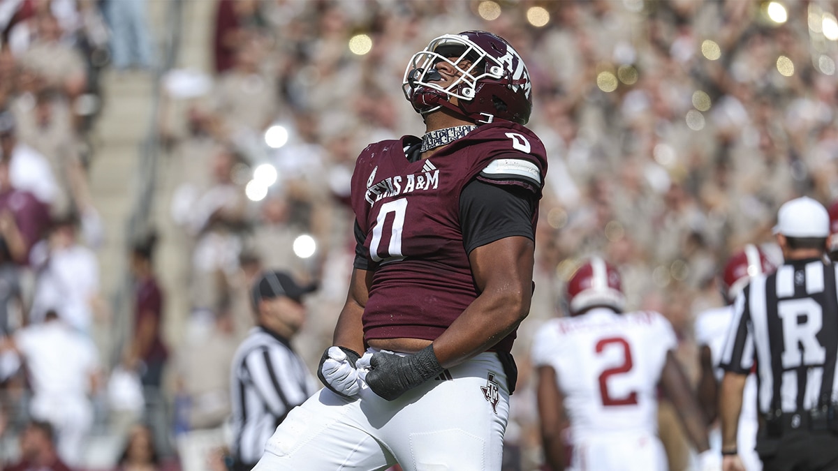 Walter Nolen (0) reacts after a play during the second quarter against the Alabama Crimson Tide at Kyle Field