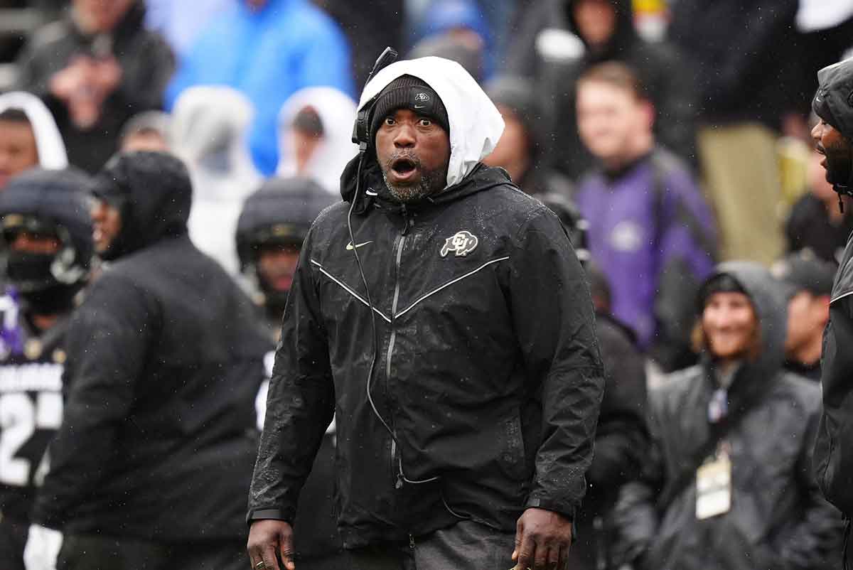 Colorado Buffaloes defensive line coach Warren Sapp reacts on the sideline during a spring game event at Folsom Field.