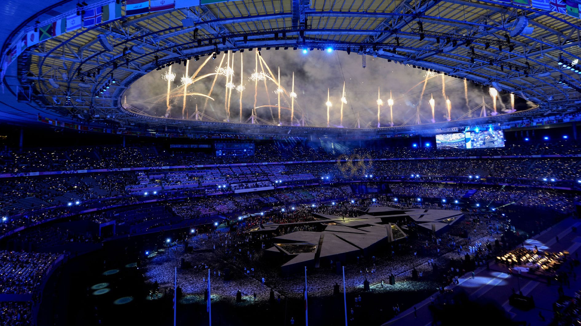 Fireworks go off during the closing ceremony for the Paris 2024 Olympic Summer Games at Stade de France. Mandatory Credit: Sarah Phipps-USA TODAY Sports