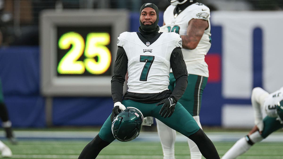 Jan 7, 2024; East Rutherford, New Jersey, USA; Philadelphia Eagles linebacker Haason Reddick (7) stretches before the game against the New York Giants at MetLife Stadium. Mandatory Credit: Vincent Carchietta-USA TODAY Sports