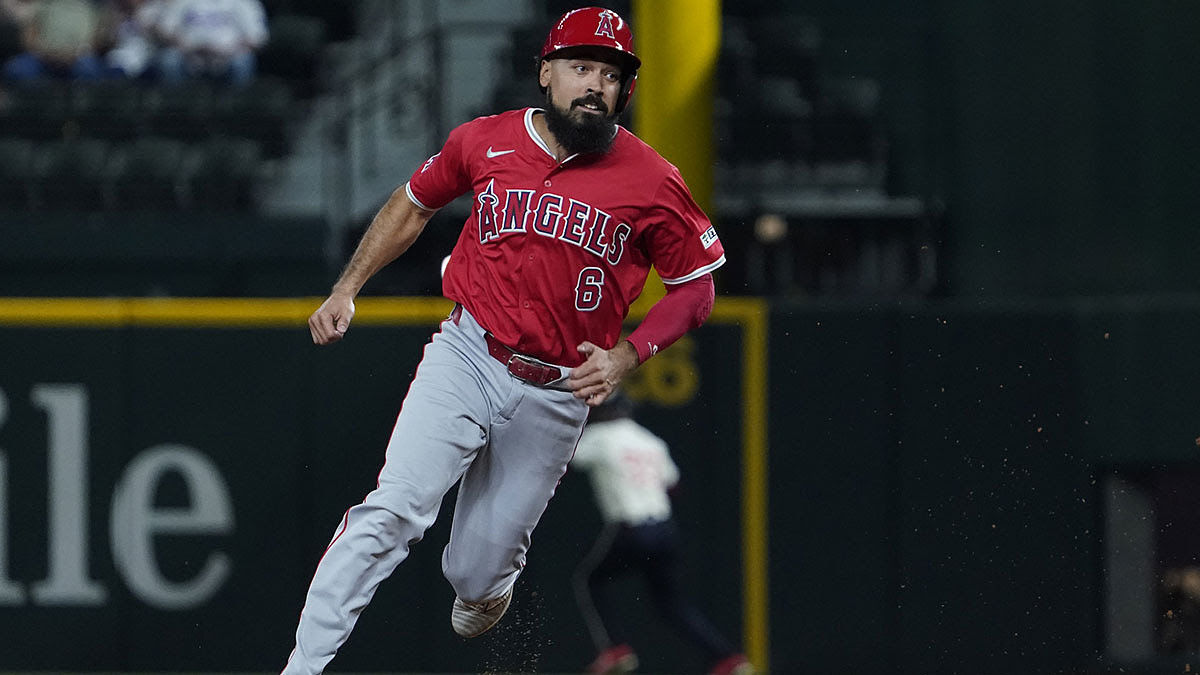 Los Angeles Angels third baseman Anthony Rendon (6) runs to third base during the sixth inning against the Texas Rangers at Globe Life Field.