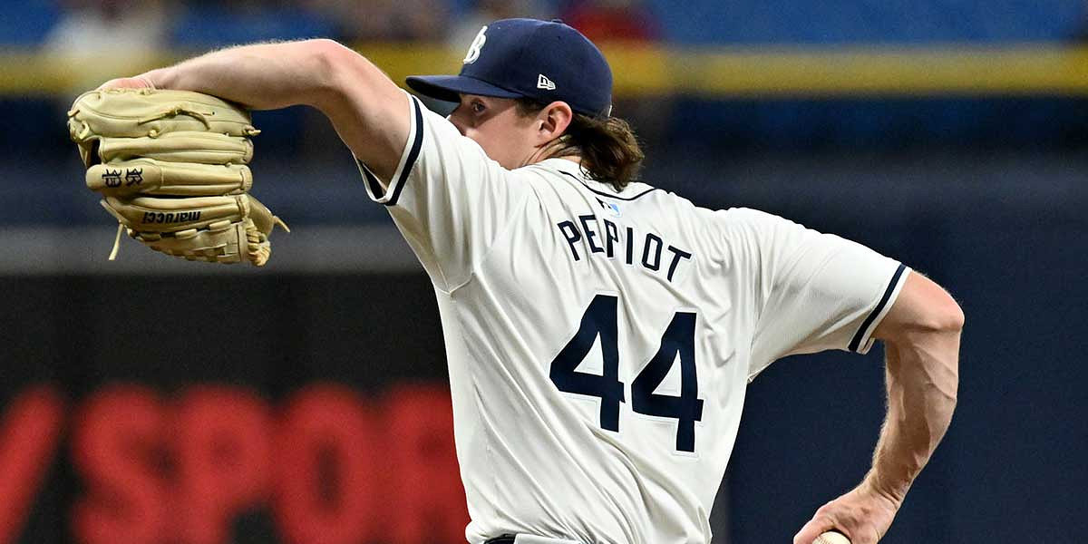 Tampa Bay Rays starting pitcher Ryan Pepiot (44) throws a pitch in the second inning against the Boston Red Sox at Tropicana Field.