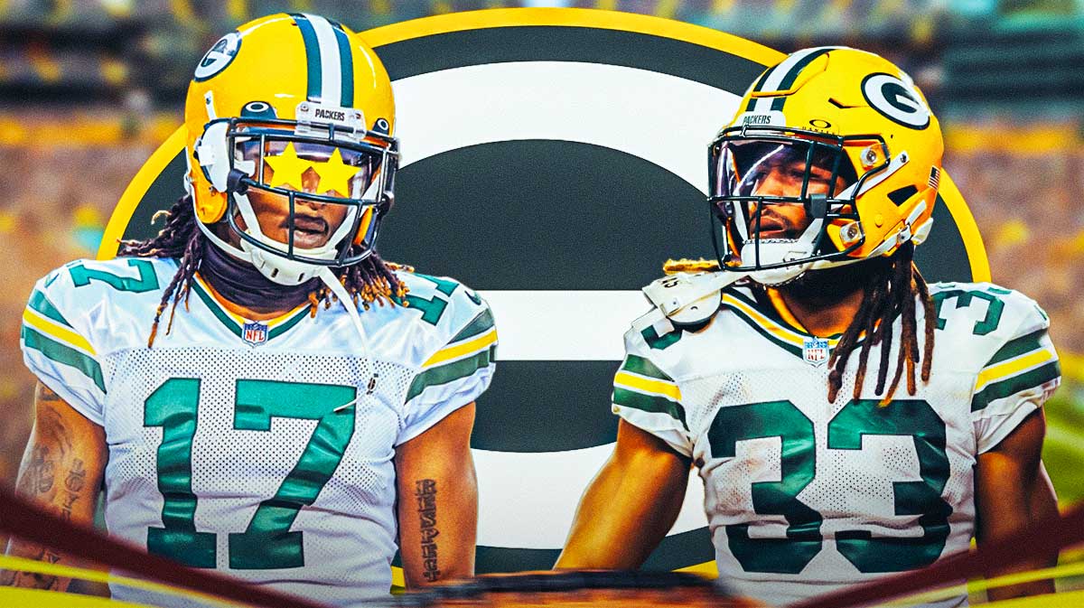 Packers Davante Adams with stars in his eyes looking at Aaron Jones