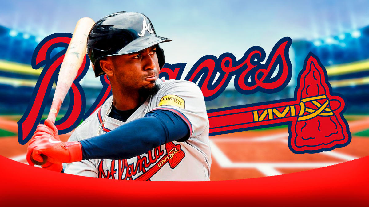 Braves second baseman Ozzie Albies swinging a bat