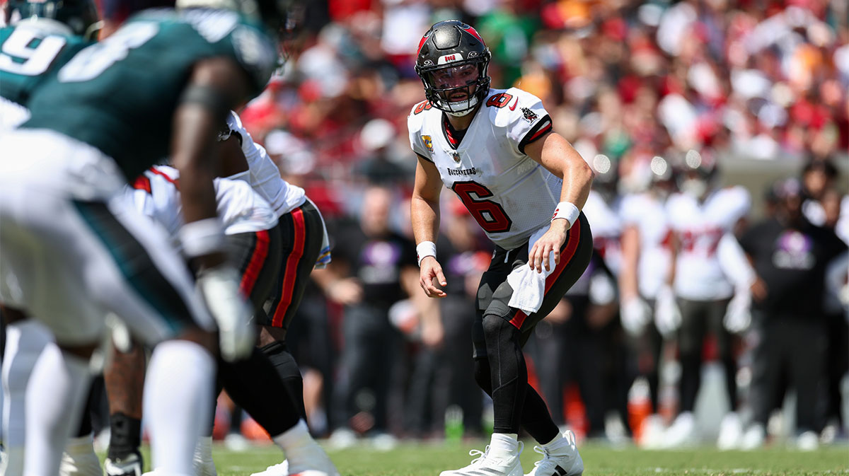 Tampa Bay Buccaneers quarterback Baker Mayfield (6) calls a play at the line against the Philadelphia Eagles in the second quarter at Raymond James Stadium.