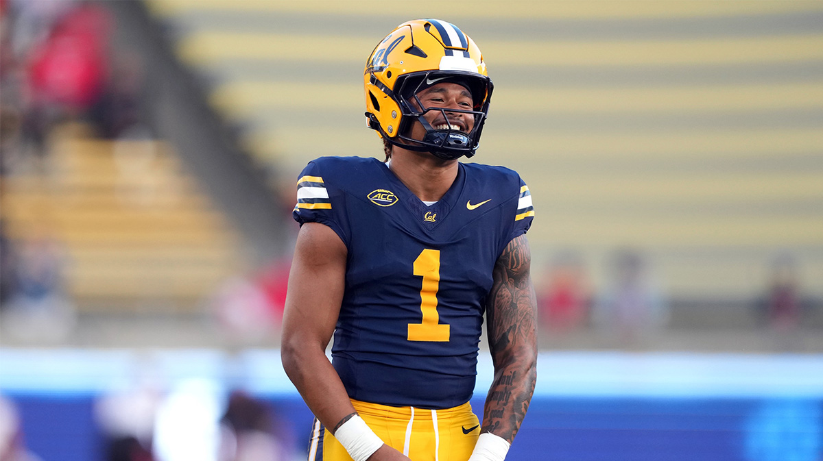 California Golden Bears running back Jaydn Ott (1) stands on the field before the game against the San Diego State Aztecs at California Memorial Stadium.