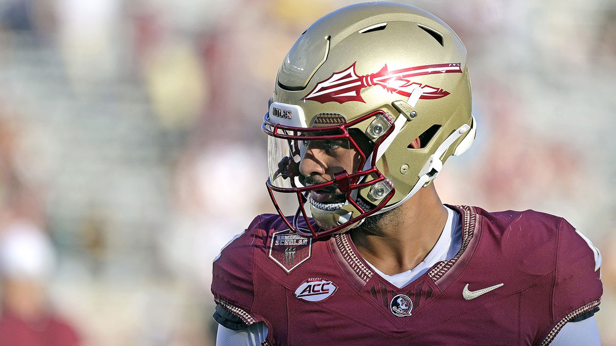Florida State Seminoles quarterback DJ Uiagalelei (4) before the game agasint the Boston College Eagles at Doak S. Campbell Stadium.
