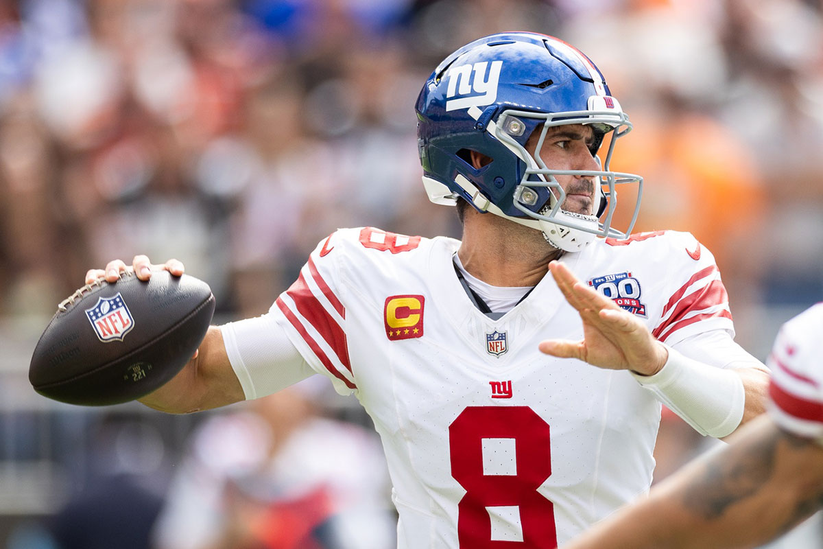 New York Giants quarterback Daniel Jones (8) throws the ball against the Cleveland Browns during the first quarter at Huntington Bank Field.