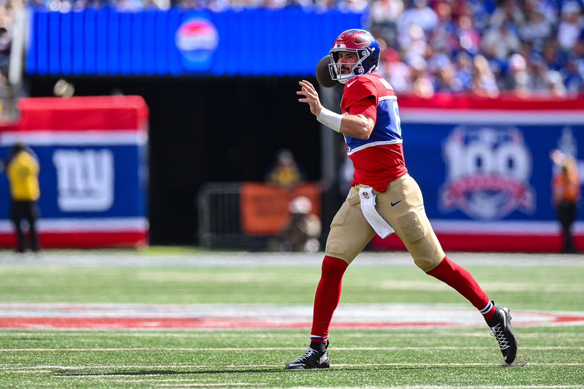 Sep 8, 2024; East Rutherford, New Jersey, USA; New York Giants quarterback Daniel Jones (8) throws a pass against the Minnesota Vikings during the second half at MetLife Stadium. Mandatory Credit: John Jones-Imagn Images