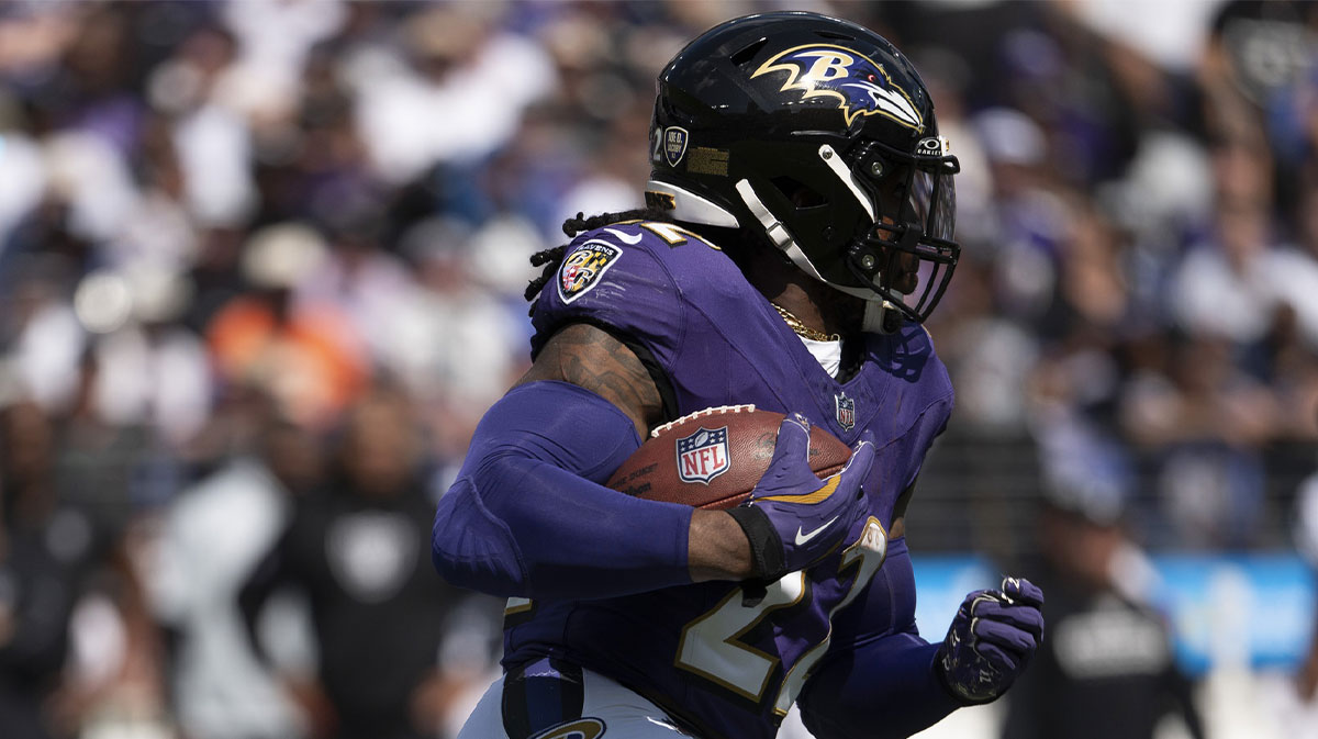  Baltimore Ravens running back Derrick Henry (22) rushes during the first half against the Las Vegas Raiders at M&T Bank Stadium. 