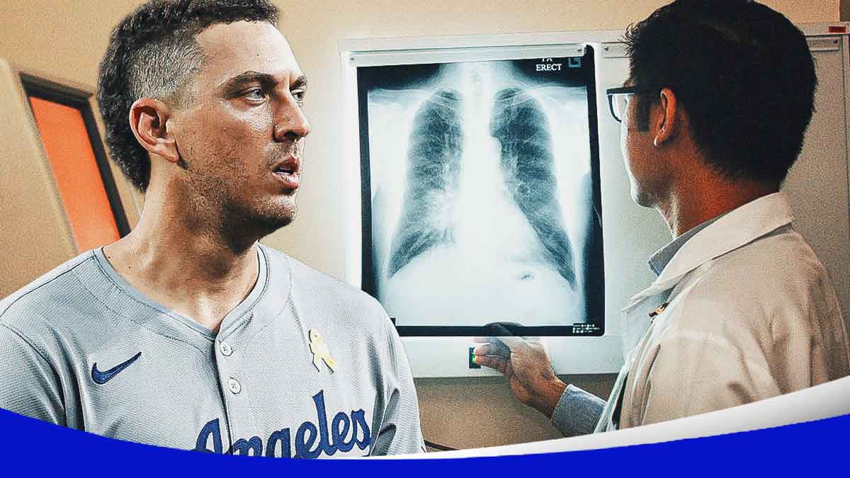 Austin Barnes (Dodgers) getting an x-ray