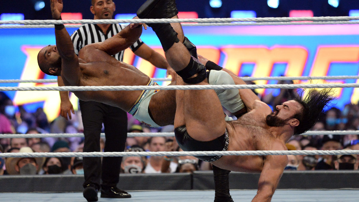 Drew McIntyre hitting the Claymore on Jinder Mahal at SummerSlam 2021.